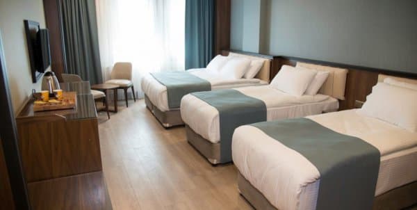 Standart Dört Kişilik Oda 1