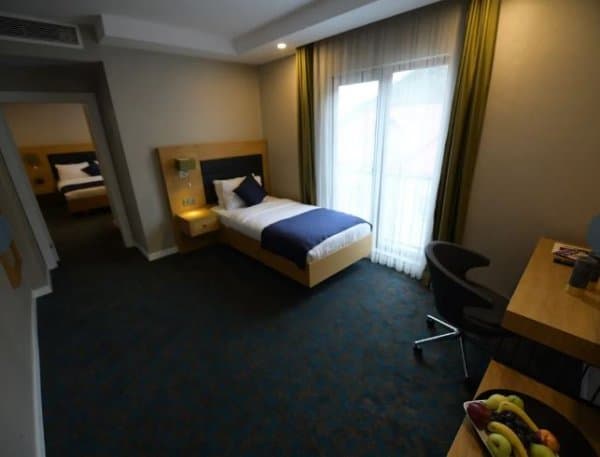 Famıly  Room , Mountaın vıew 1