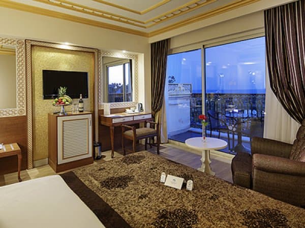 Deniz  Manzaralı Standart Oda 4