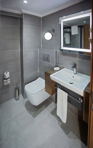 Deluxe French Room	 4