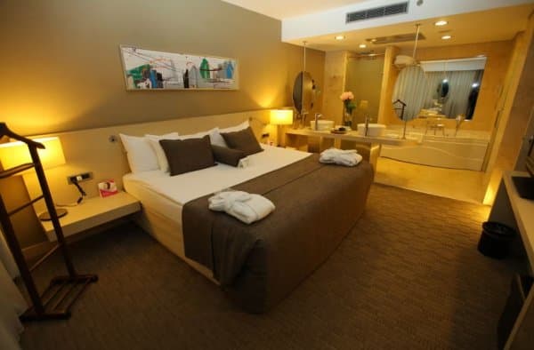 Junior Suite Şehir Manzaralı 1