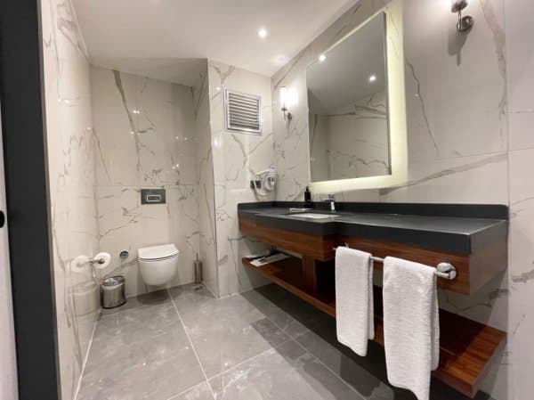 Standart Çift Kişilik Oda 4