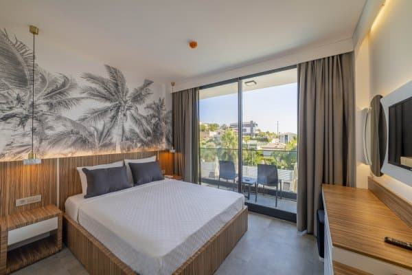 Standart Havuz Manzaralı Oda 1