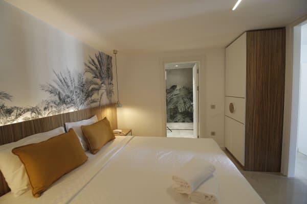 Superior Havuz Manzaralı Oda 2