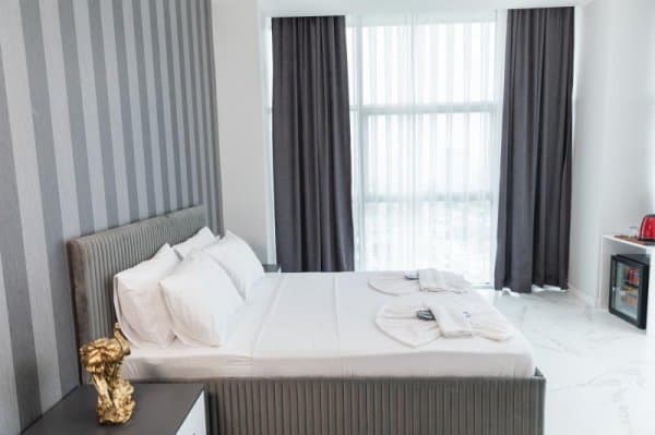 Double Deluxe Suit 2