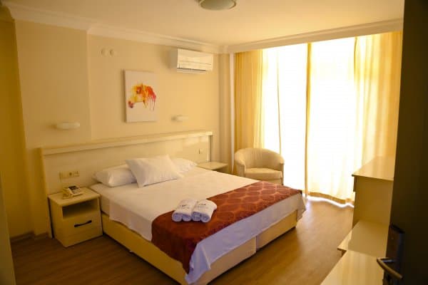 Standart Oda Çift Kişilik Deniz Manzaralı 1