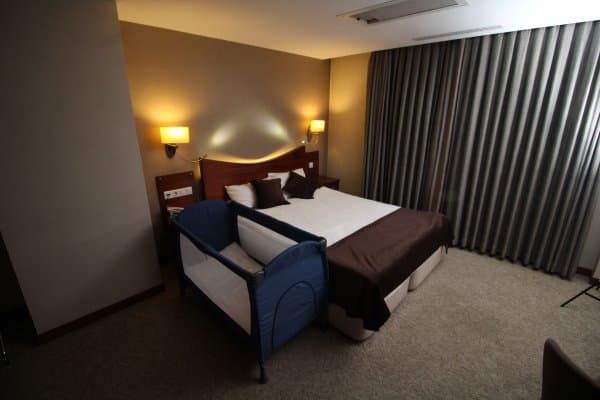 Standart Çift Kişilik Oda 2