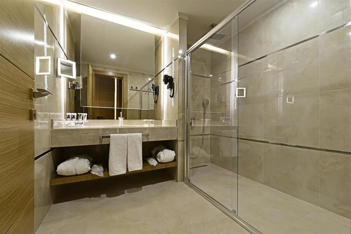 Classic Room Twin Bed 4