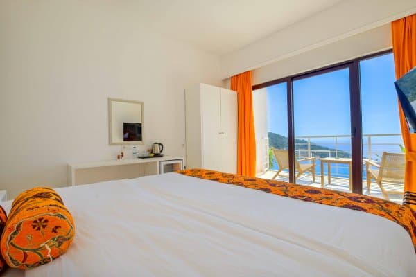 Deluxe King Seaview 1