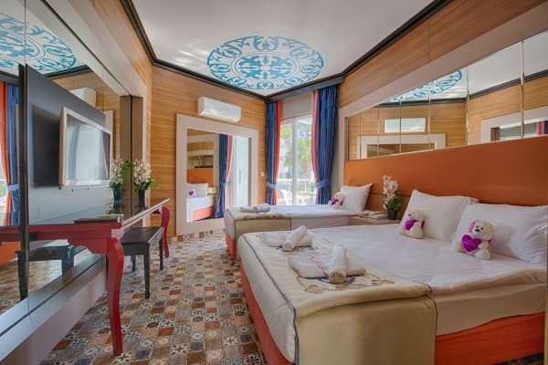 Family Room Main Building 1