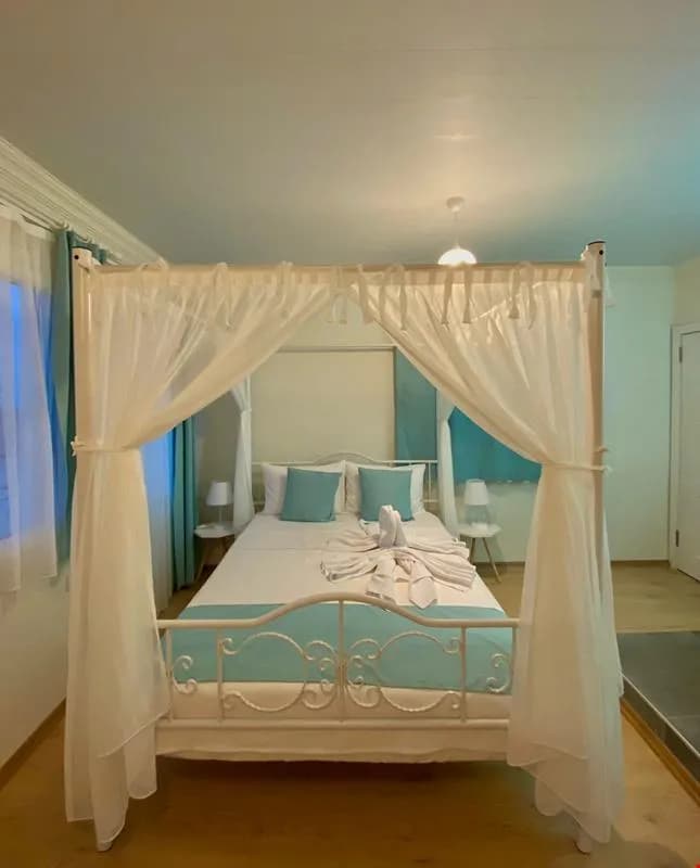 Deluxe Çift Kişilik Oda Şehir Manzaralı 2