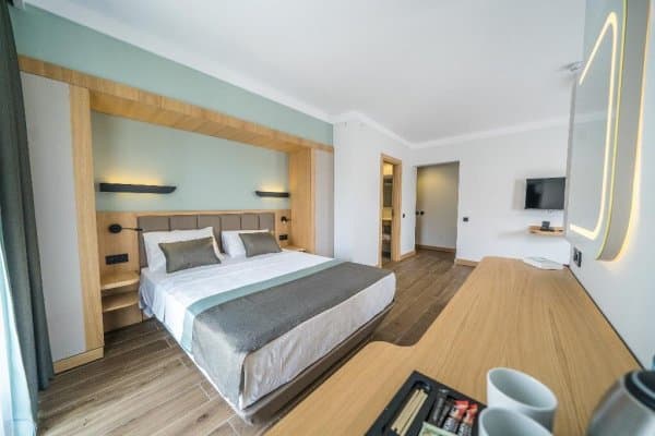 Standart Oda Yandan Deniz Manzaralı 1