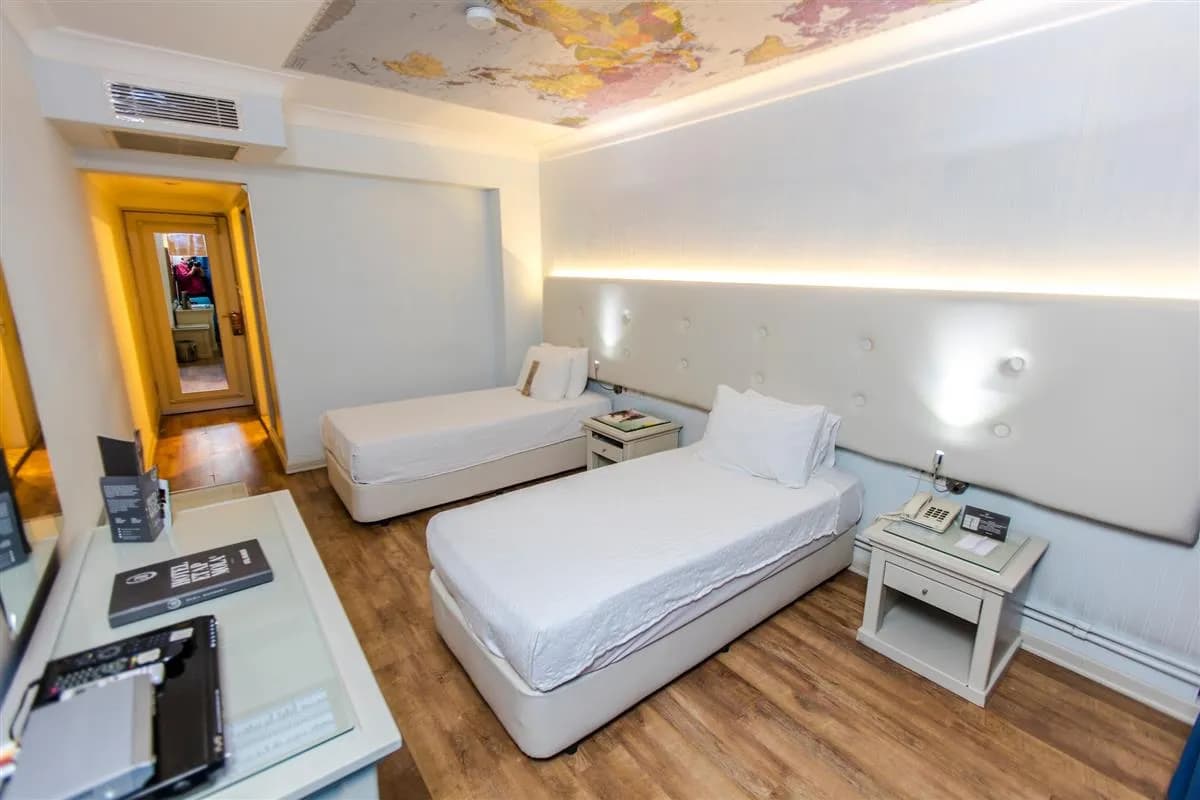 Standart Üç Ayrı Yataklı Oda (TRP) 1