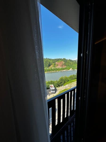 Deluxe Corner Family	 3