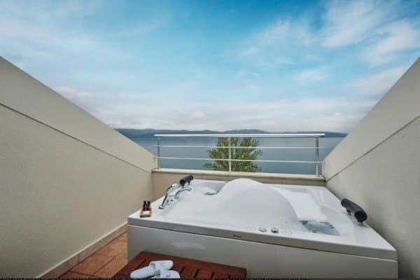 Jakuzili Junior Suite	 2