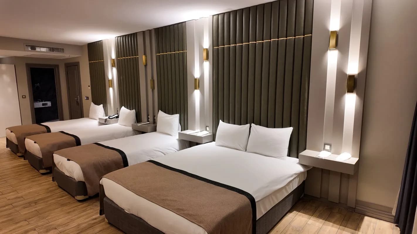 Superior Aile Odası Double + 3 Single Yatak 1