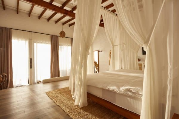 Penthouse Red Plus 4