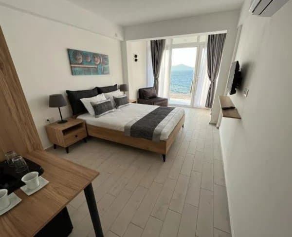 Standart Double Deniz Manzaralı Oda 1
