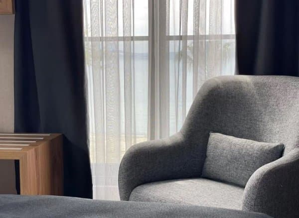 Kısmi Deniz Manzaralı 3