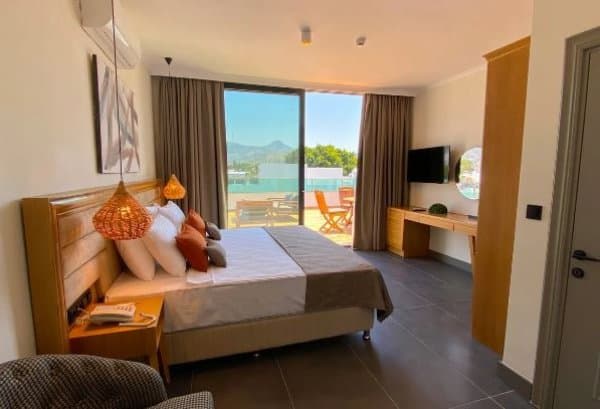 Executive Deluxe Suite 1