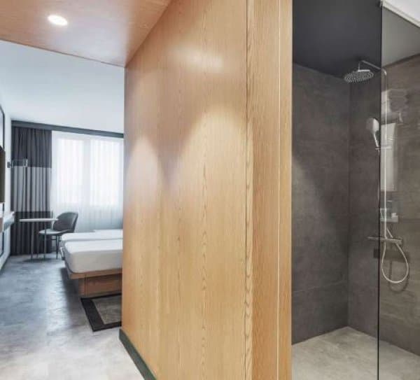 Superior Queen Room	 3