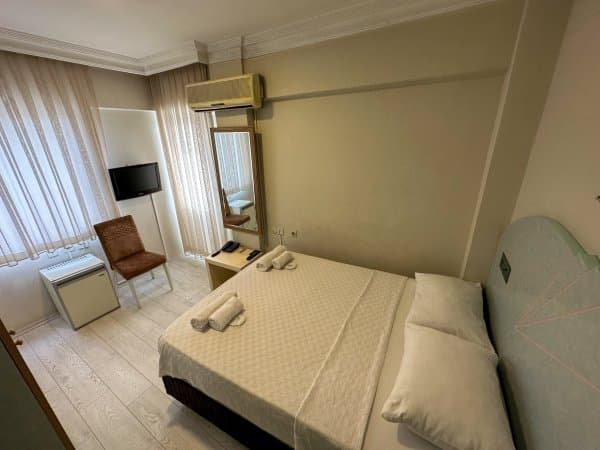 Çift Kişilik Şehir Manzaralı - Balkonlu Aile Odası 1