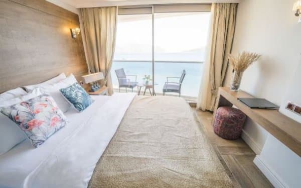 Suit Deniz Manzaralı Oda 2