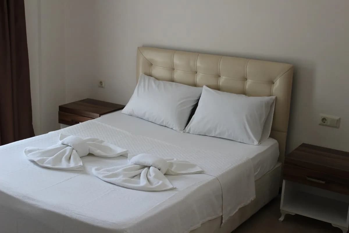 Standart Suit with Big Balcony, Uzun Balkonlu Standart Oda 1