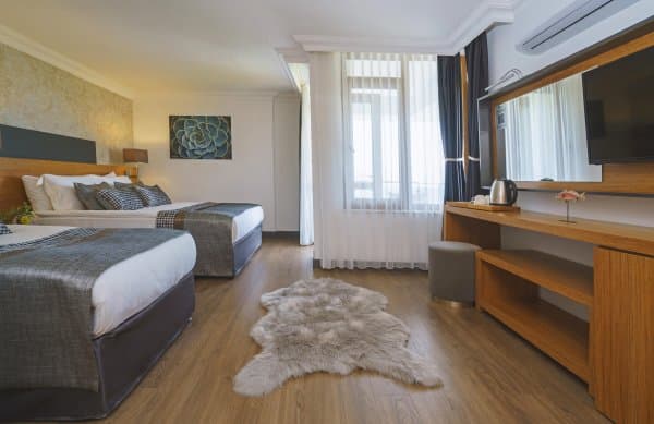 Deluxe Deniz Manzaralı Oda 2