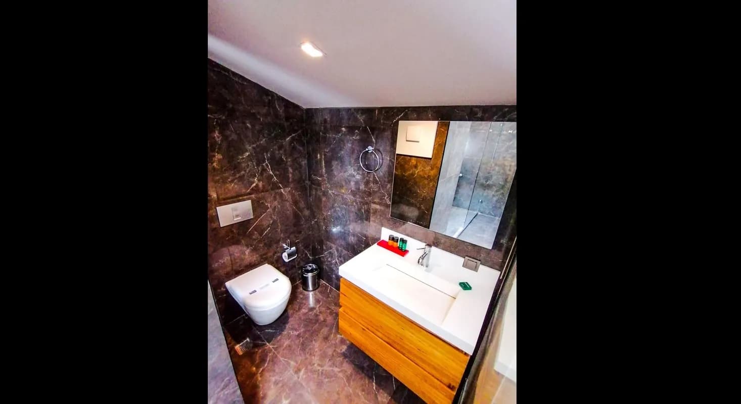 Ekonomik Penceresiz Oda 4