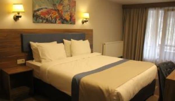 Superior Balkonlu Oda	 3