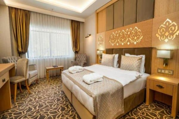 Deluxe Room Balkonlu Ana Giriş 1
