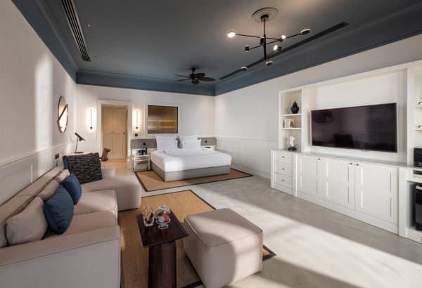 Deluxe Beachfront Room 1