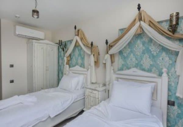 Şehir Manzaralı Twin Oda 2