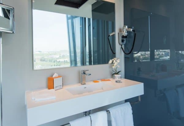 City View King Room 4