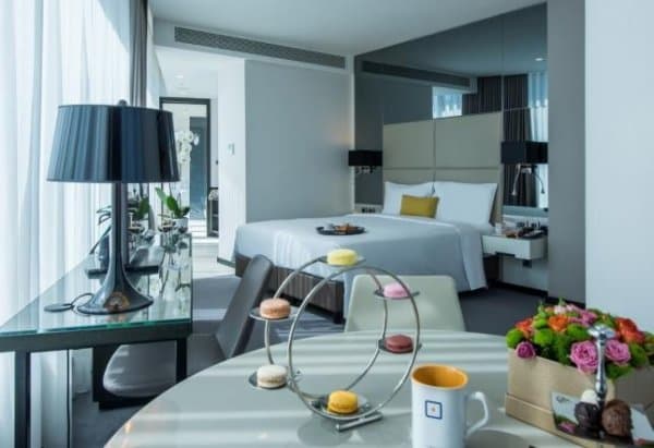 Spacious Centro Corner Suite 1