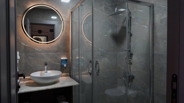 Deluxe Oda Twin Bed 3