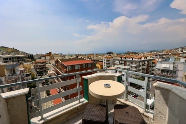 3 Ayrı Yataklı Ranzalı Şehir Manzaralı - Balkonlu Oda 3