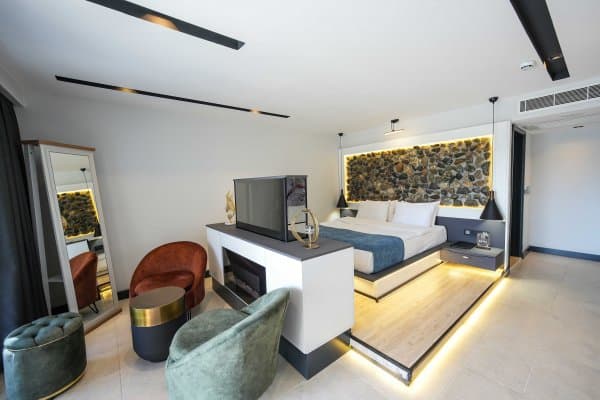 Deluxe Doğa Manzaralı Aile Odası 2