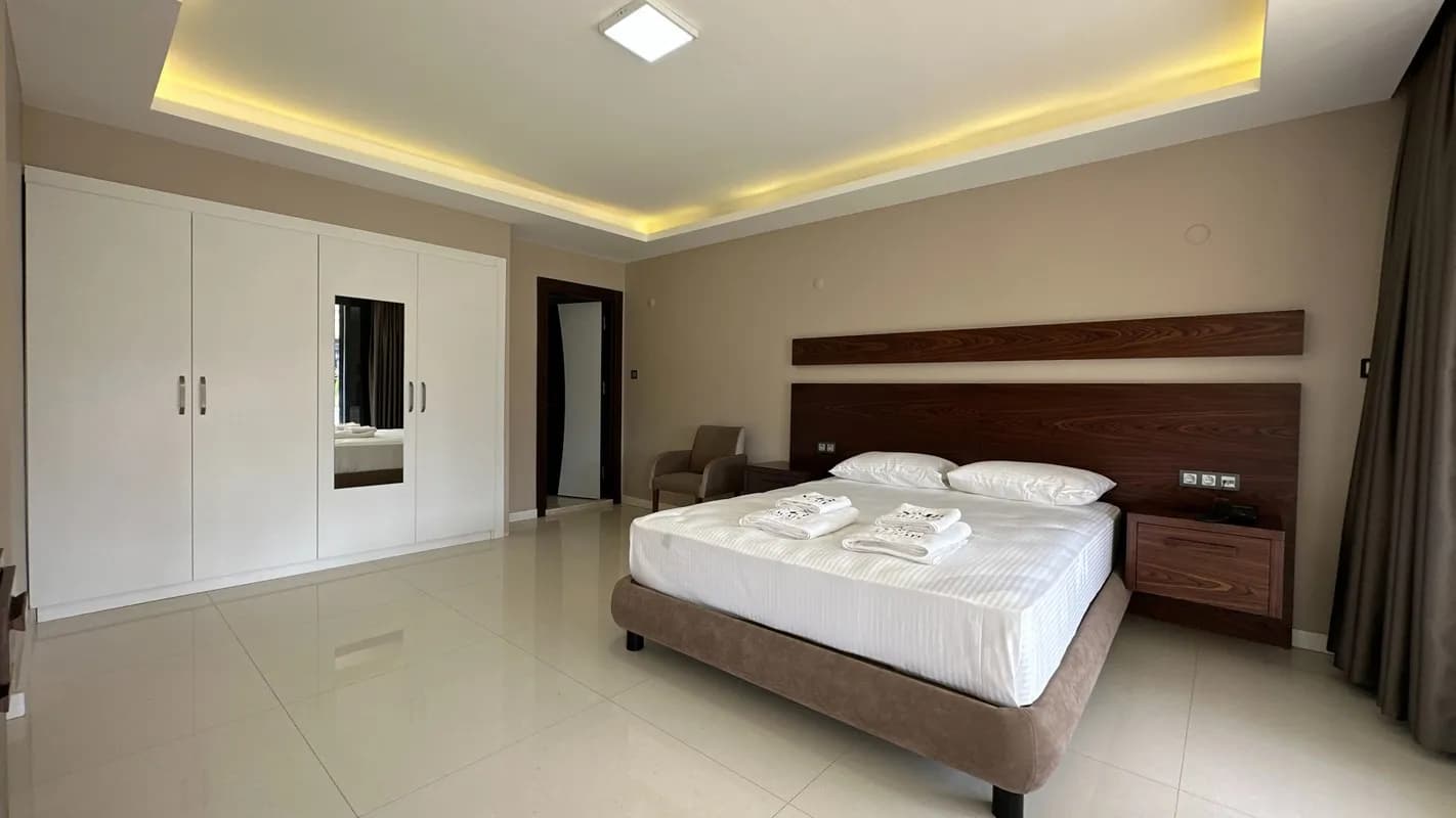 Deluxe Oda-Kara Manzaralı 2