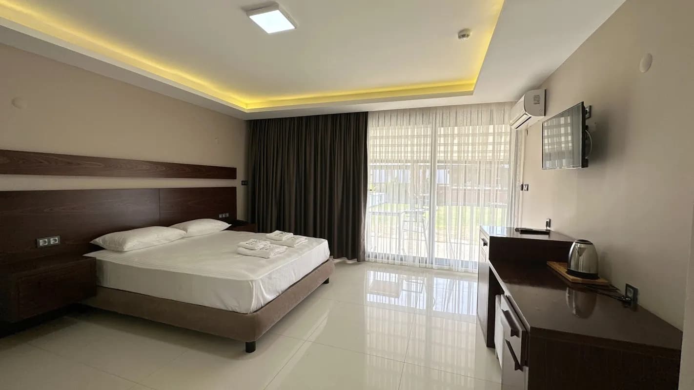 Deluxe Oda-Kara Manzaralı 4