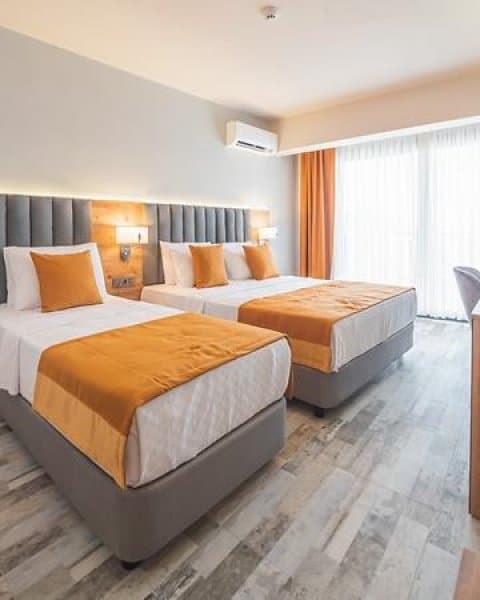 Superior Deniz Manzaralı Oda 1