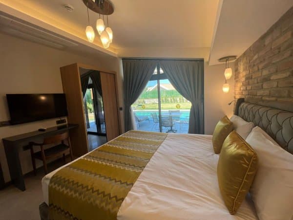 Korunaklı Superior Villa 1+1 Oda 1