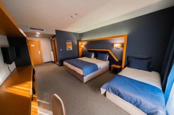 Balkonlu Aile Odası	 1