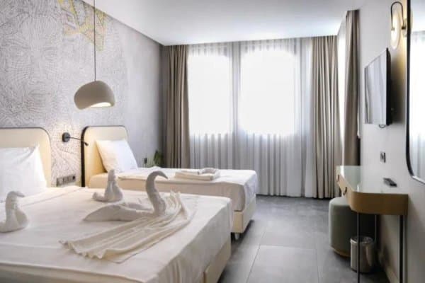 Teraslı Jakuzili Oda 3