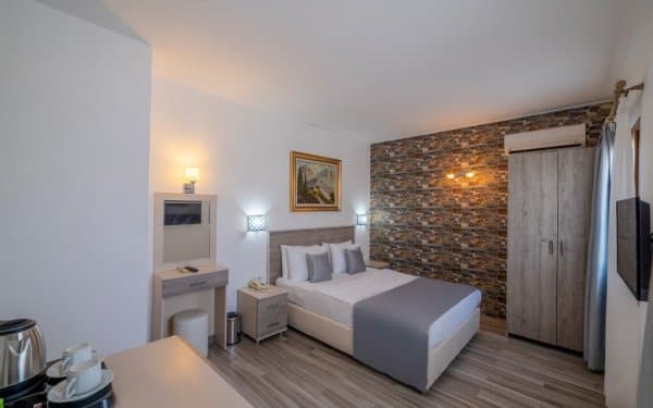 Superior Suit Balkonlu Deniz Manzaralı 1+1 4