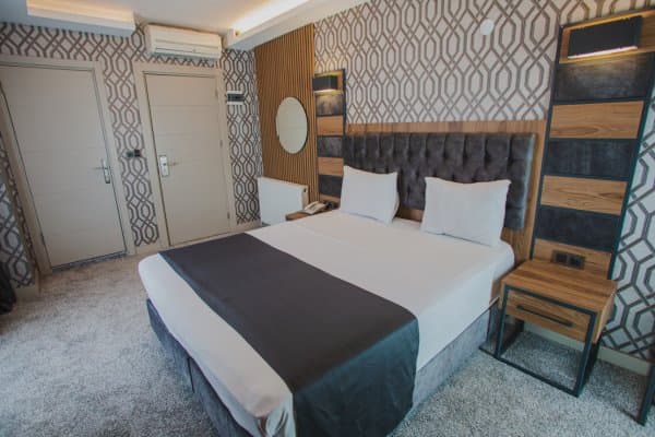 Standart Çift Kişilik Yataklı Oda 3