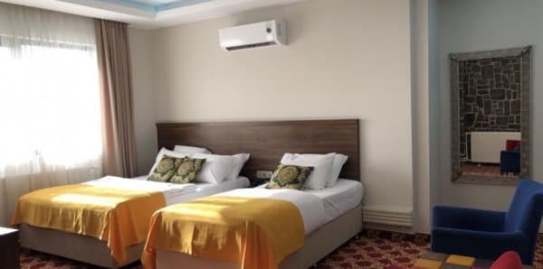 Deluks Triple Oda	 1