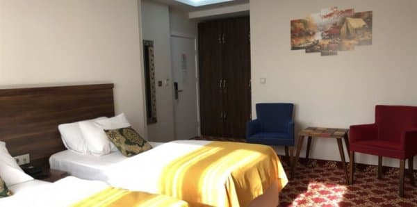 Deluks Triple Oda	 2