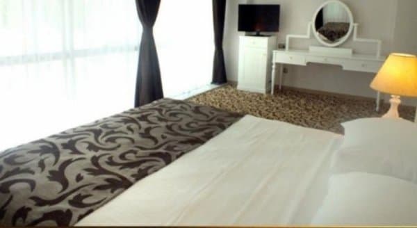 Triple Aile Odası 2